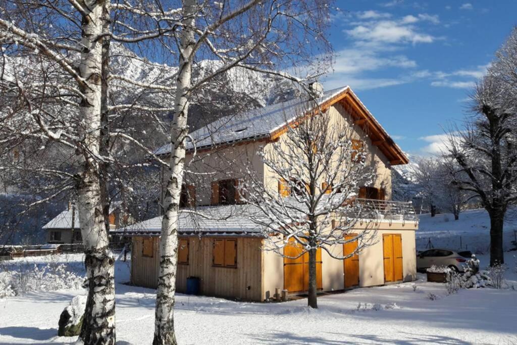 Gite "Entre Champsaur Et Valgodemard" Saint-Jacques-en-Valgodemard Exteriör bild