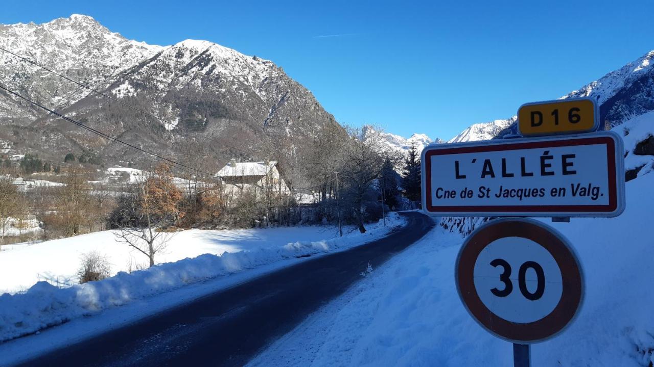 Gite "Entre Champsaur Et Valgodemard" Saint-Jacques-en-Valgodemard Exteriör bild